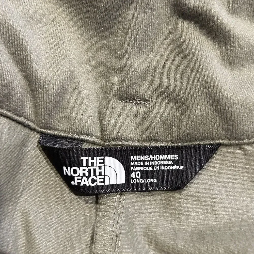 Northface Men's Green Nylon Hiking‎ Outdoor Pants Size 40
